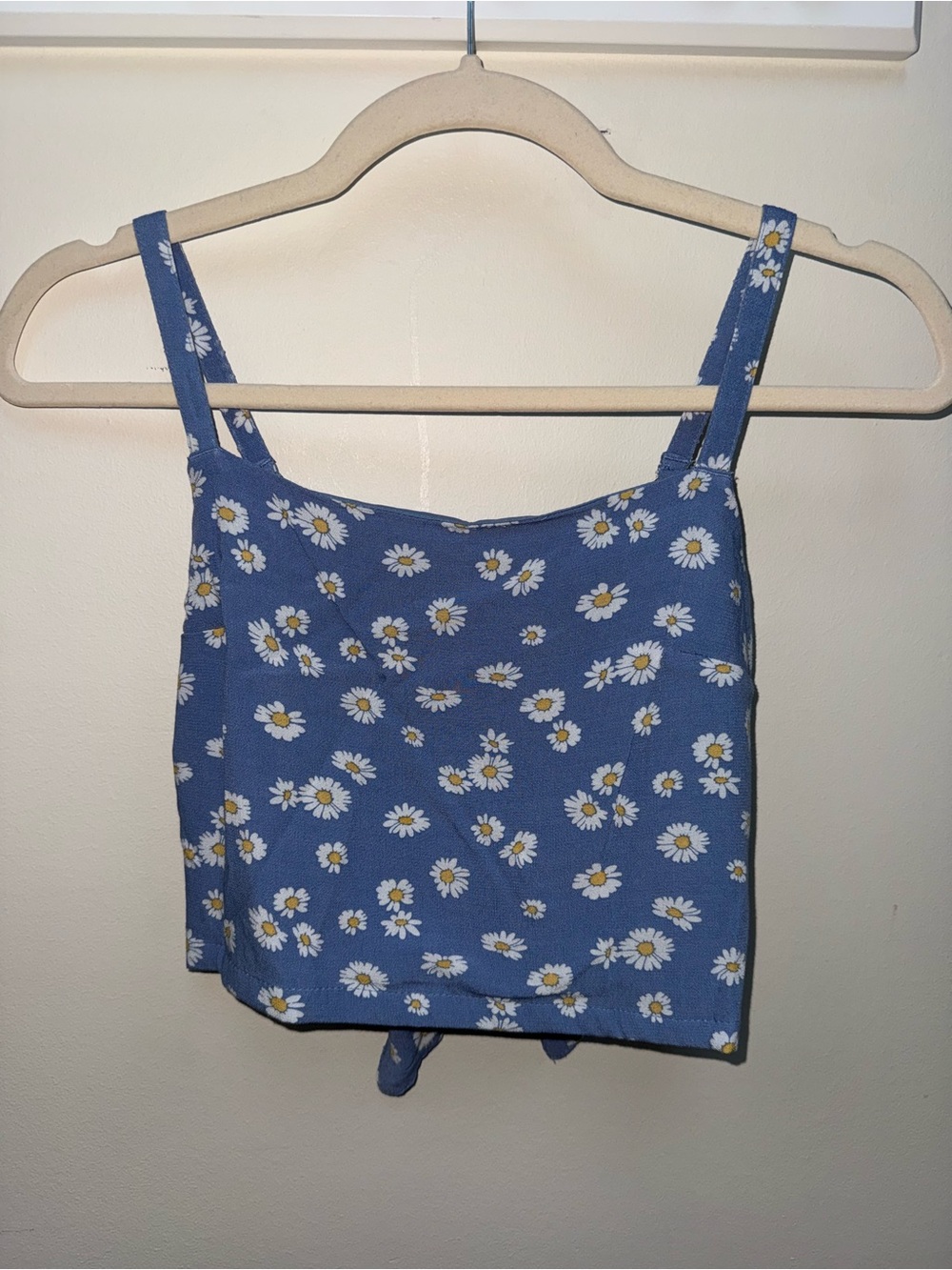 Hollister Blue Daisy Print Tie-Back Cami Top